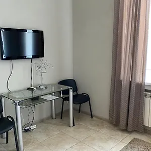 Opera Aparthotel Kyiv