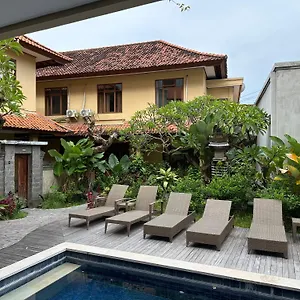 Bunga Seminyak (Bali)