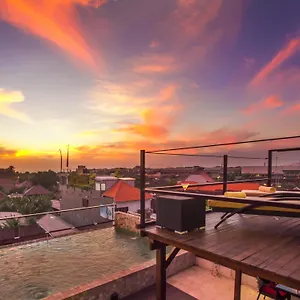 Sky Seminyak (Bali)